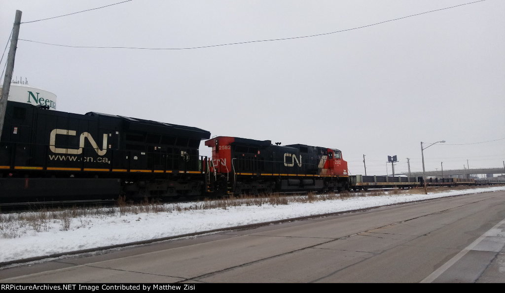 CN 2582